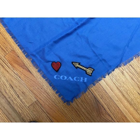 Coach wool square patches shawl/ scarf - Picture 6 of 12